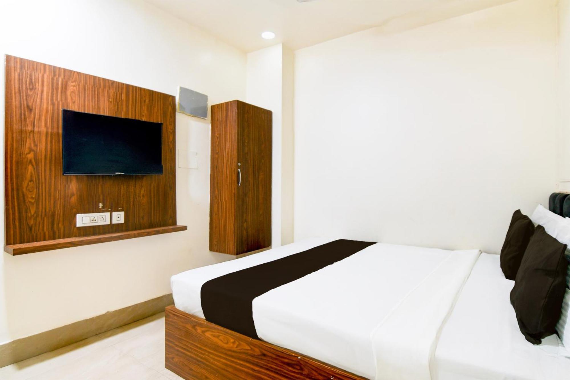 Bhadrak Hotel O Shree Sai Resort 2.0 מראה חיצוני תמונה